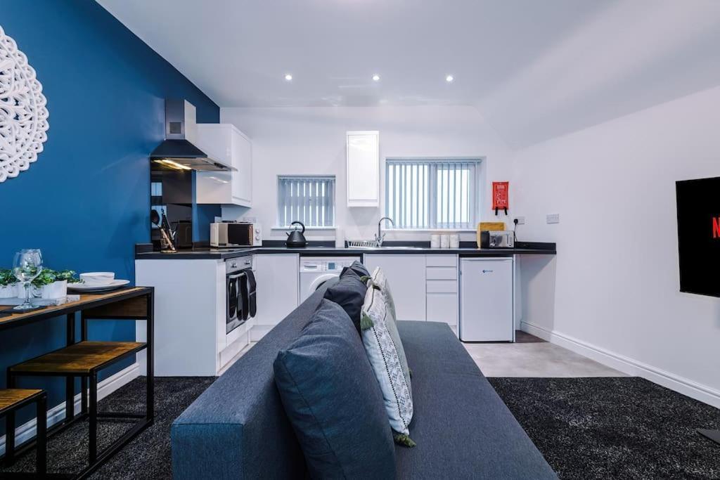 Charming Apartments - Rocky Ln Chambers Flat 5 Liverpool Kültér fotó