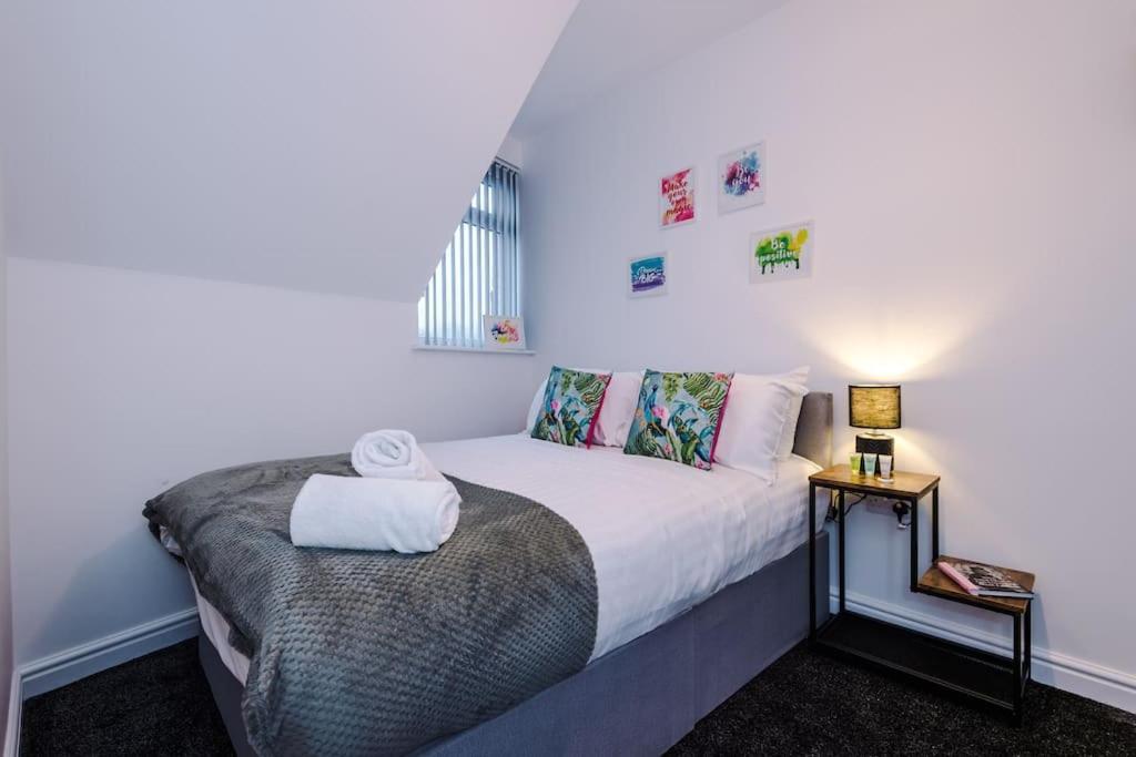 Charming Apartments - Rocky Ln Chambers Flat 5 Liverpool Kültér fotó