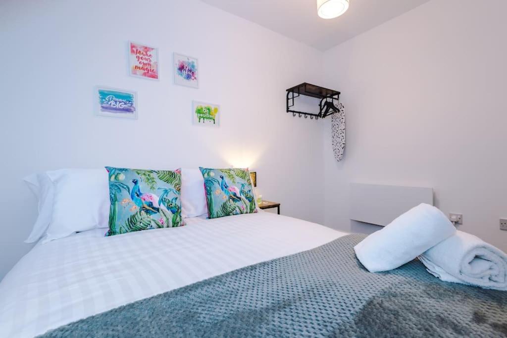 Charming Apartments - Rocky Ln Chambers Flat 5 Liverpool Kültér fotó